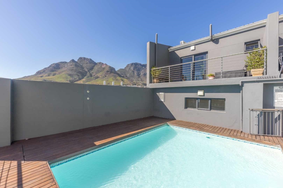 2 Bedroom Property for Sale in Cape Town City Centre Western Cape